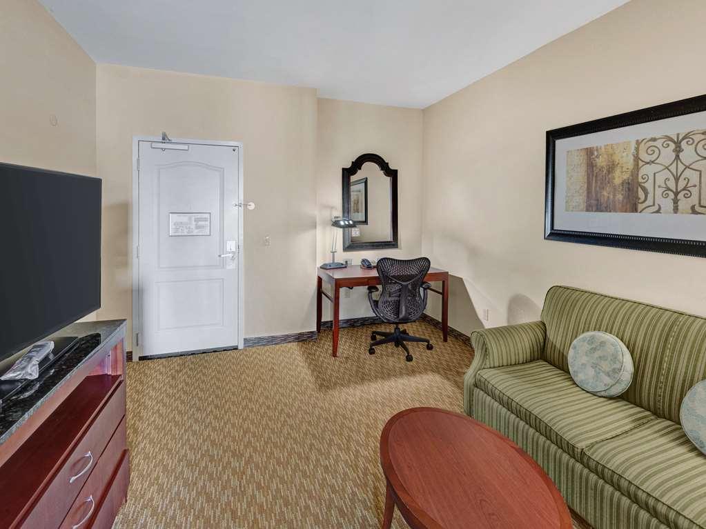 Hilton Garden Inn Oklahoma City North Quail Springs Værelse billede
